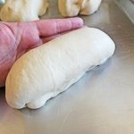 طريقة عمل العيش الفينو خطوة بخطوة بالصور طريقة عمل العيش الفينو خطوة بخطوة بالصور