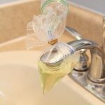 تلميع وتنظيف الحنفيات 15 خدعة فعالة