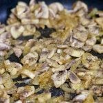 وصفة عمل الأومليت المحشو بالمشروم بالصور