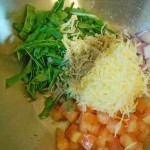 فراخ رول بالطماطم والريحان بالصور