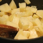 شوربة البطاطس بالثوم المقلي بالصور