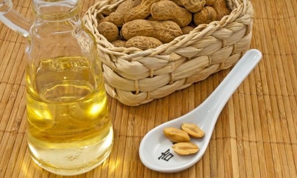 هل زيت الفول السوداني جيد للطبخ؟