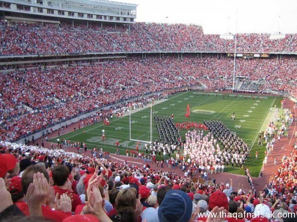 بالصور اكبر ١٠ ملعب في العالم