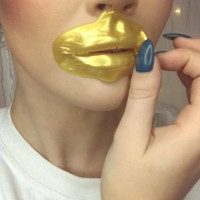 نفخ الشفاه بـ ١٧ وصفه تجعلك أكثر جاذبيه