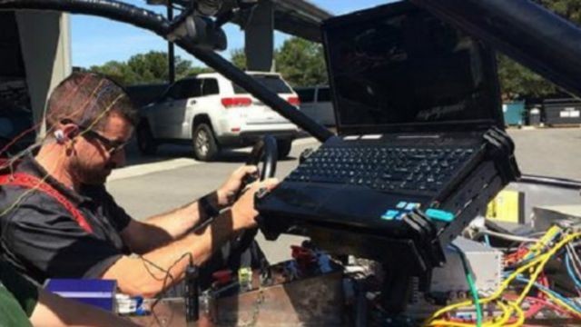 هل يمكن لسيارة المستقبل أن تحمي السائق من المخاطر؟ - BBC News عربي هل يمكن لسيارة المستقبل أن تحمي السائق من المخاطر؟ - BBC News عربي