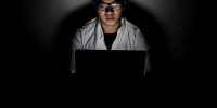 كيفية تفعيل الوضع المظلم Dark Mode في متصفحات كروم وفايرفوكس وإيدج وأوبرا؟ كيفية تفعيل الوضع المظلم Dark Mode في متصفحات كروم وفايرفوكس وإيدج وأوبرا؟