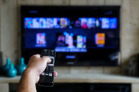 أفضل مواقع وخدمات البث المباشر للأفلام والمسلسلات عبر الإنترنت