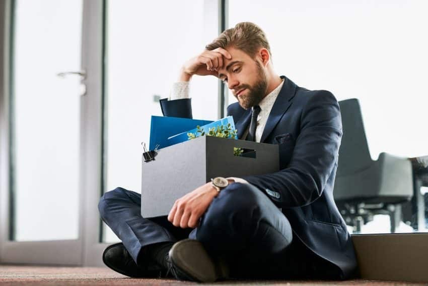 الوظيفة غير المأسوف عليها: متى تتيقن أنه حان وقت الاستقالة فعلًا؟