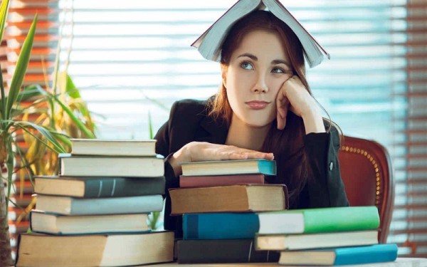 أنواع الطلاب أثناء موسم الامتحانات .. إلى أي نوع تنتمي؟
