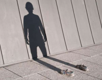 هل يوجد ظل بلا جسد أو جسد بلا ظل؟! .. حقائق مثيرة عن الظلال