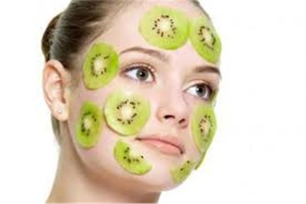 ماسك الكيوي والشوفان ماسك الكيوي والشوفان