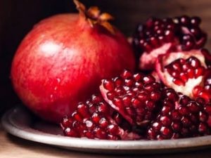 ماهي الفواكه التي تنشط المبايض ماهي الفواكه التي تنشط المبايض