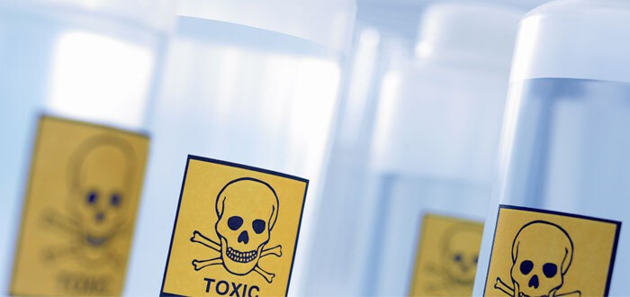 المواد الكيميائية التي لا يجب عليك خلطها أبدًا