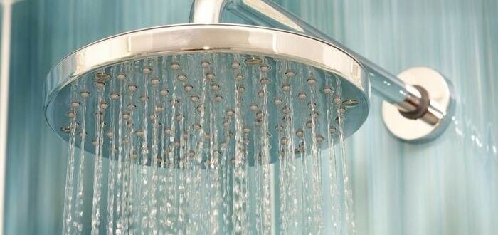 لماذا نشعر بالجوع بعد الاستحمام