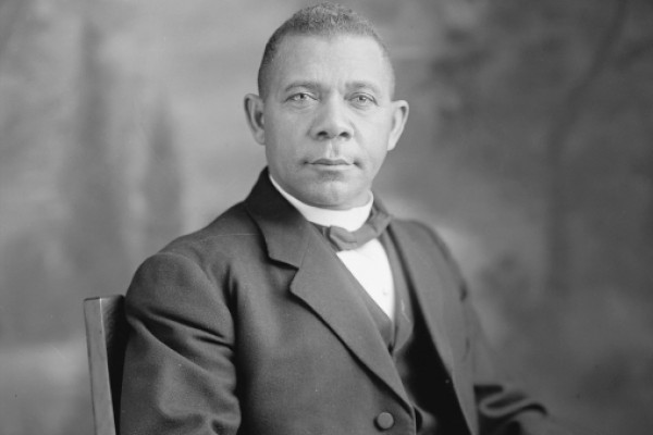 احداث قصة ” بوكر تي واشنطن “