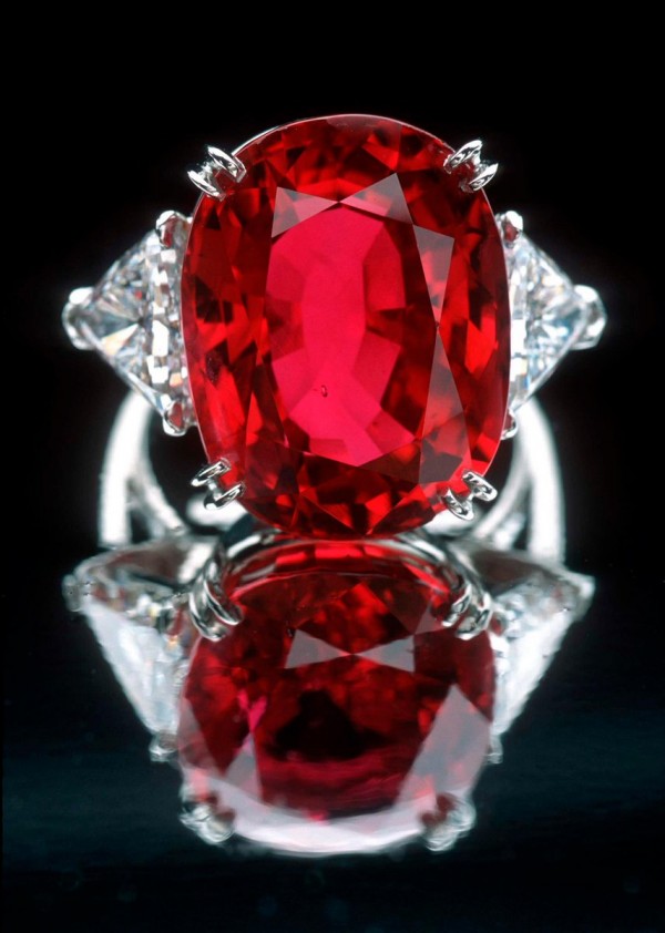 أغلى انواع العقيق في العالم