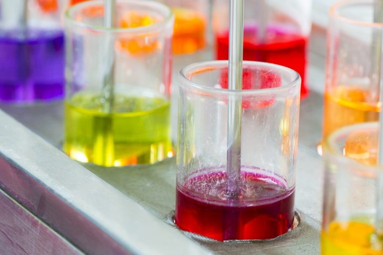 طريقة عمل الوان مائية في المنزل