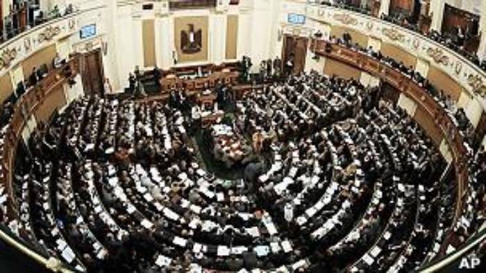 الفرق بين مجلس الشيوخ ومجلس النواب الفرق بين مجلس الشيوخ ومجلس النواب