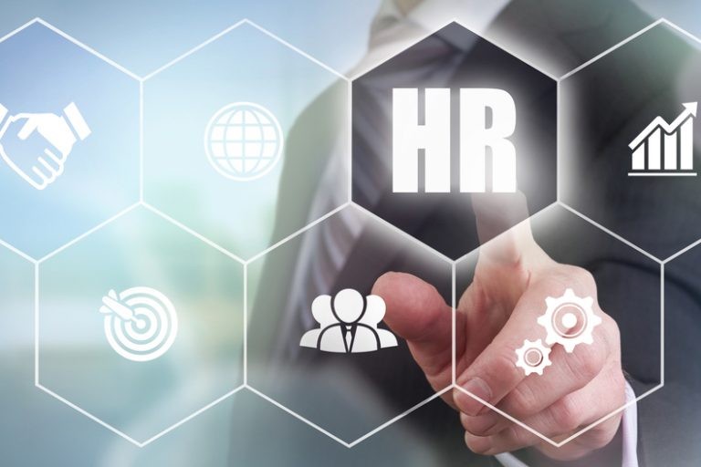ما هي طبيعة عمل الـ HR