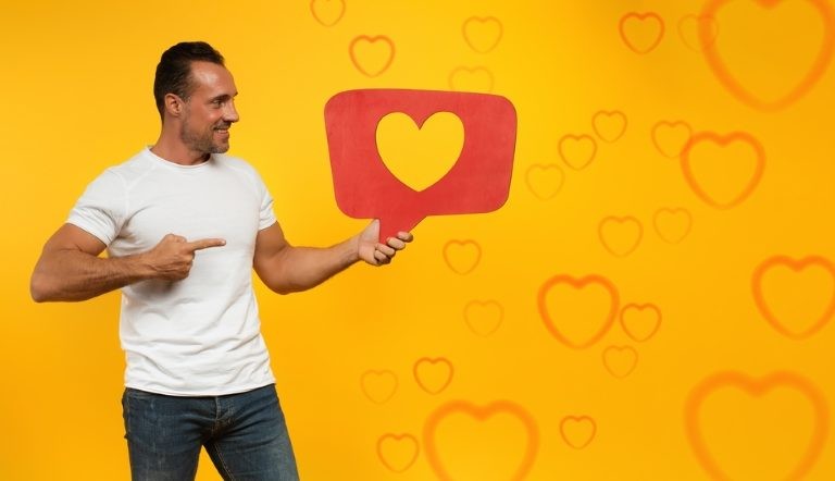 كيف الفت انتباه شخص كيف الفت انتباه شخص