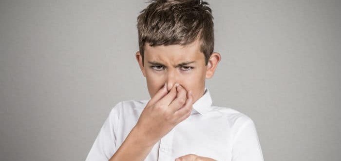 اسباب رائحة البول الكريهة في الصباح اسباب رائحة البول الكريهة في الصباح