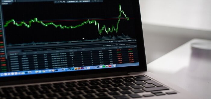 الفرق بين الاسهم النقدية والاسهم العينية