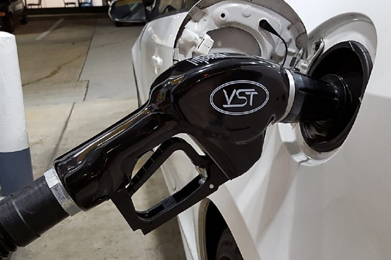 كيف اقلل استهلاك البنزين كيف اقلل استهلاك البنزين