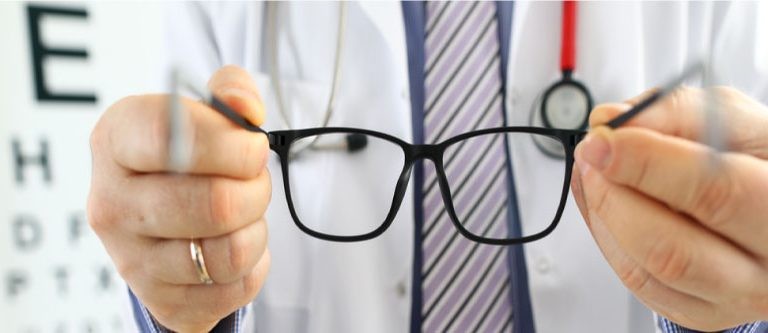 كيف تختار مقاس النظارة