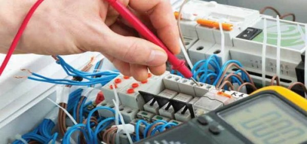 ما هي مخاطر الكهرباء