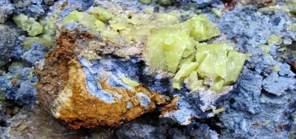 ماهي المعادن الطينية