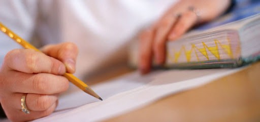 مقدمة وخاتمة تصلح لاي بحث