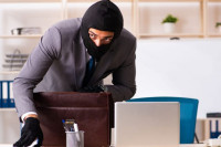 أسباب السرقة في المجتمع أسباب السرقة في المجتمع