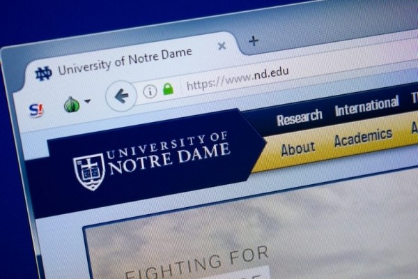 معلومات عن جامعة نوتردام