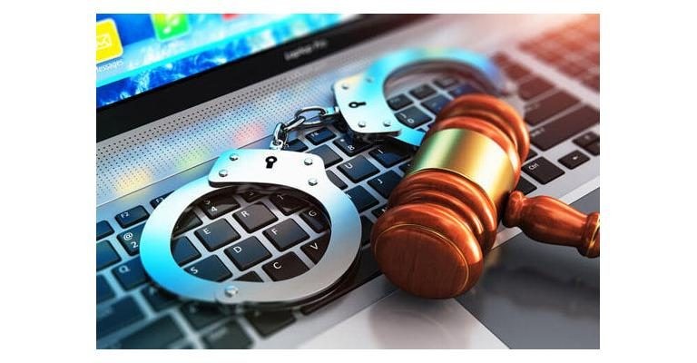 عقوبة الشتم في مواقع التواصل الاجتماعي