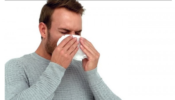 لماذا يعطس الناس ؟
