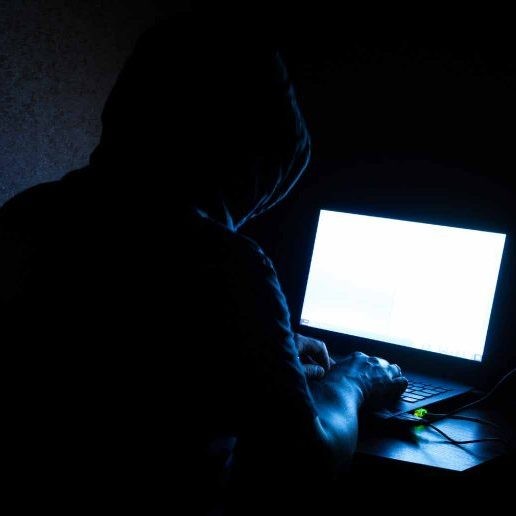 كيف تستخدم الويب المظلم لحماية الخصوصية
