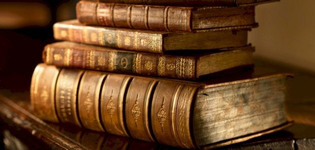 تاريخ الأدب الإنجليزي القديم