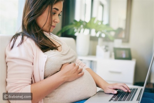 إفرازات الحمل أسبابها وطرق للتعامل معها