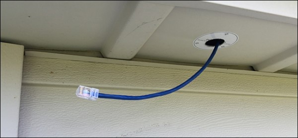 كيفية توصيل كاميرات المراقبة