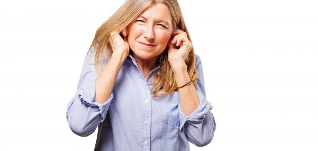 أعراض التهاب طبلة الأذن أعراض التهاب طبلة الأذن