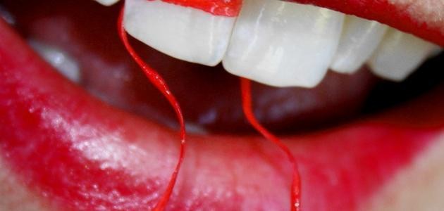 طريقة سريعة لتبيض الاسنان طريقة سريعة لتبيض الاسنان