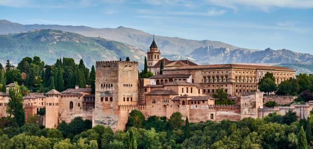 ما معنى غرناطة