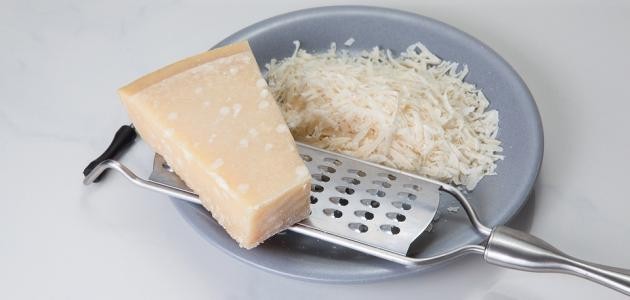 ما هو جبن البارميزان