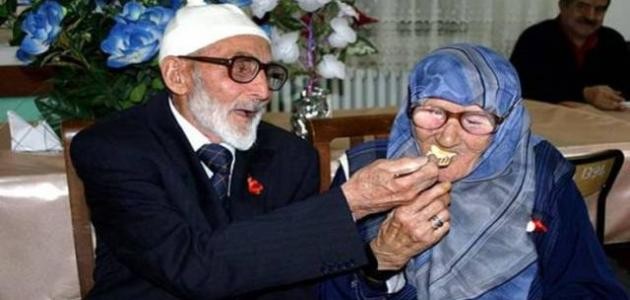 كيف يكون الوفاء بين الزوجين كيف يكون الوفاء بين الزوجين
