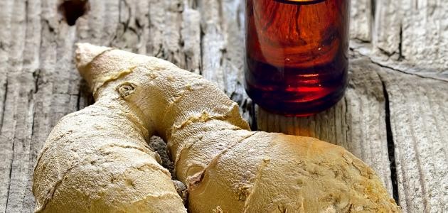 كيف يصنع زيت الزنجبيل كيف يصنع زيت الزنجبيل