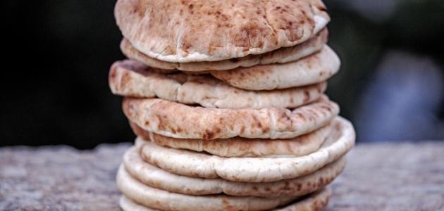طريقة صنع الخبز السوري طريقة صنع الخبز السوري