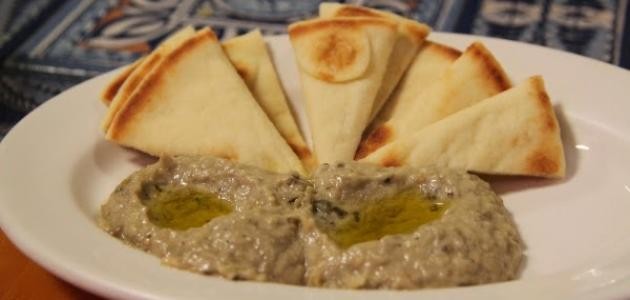 طريقة عمل متبل الباذنجان المشوي طريقة عمل متبل الباذنجان المشوي