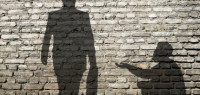 أبيات شعر عن الضيقة أبيات شعر عن الضيقة